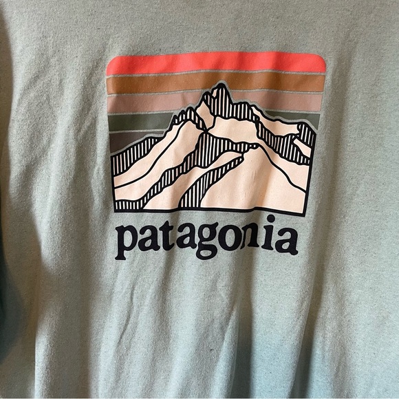 Patagonia Men's Boardshort Logo Pocket Responsibili-Tee in tea green size XXL - Picture 4 of 12